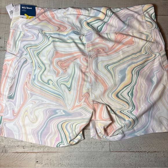 Old Navy High Waisted Powersoft Biker 6"  Plus Size 4X Pastel Swirl Shorts - Picture 10 of 15